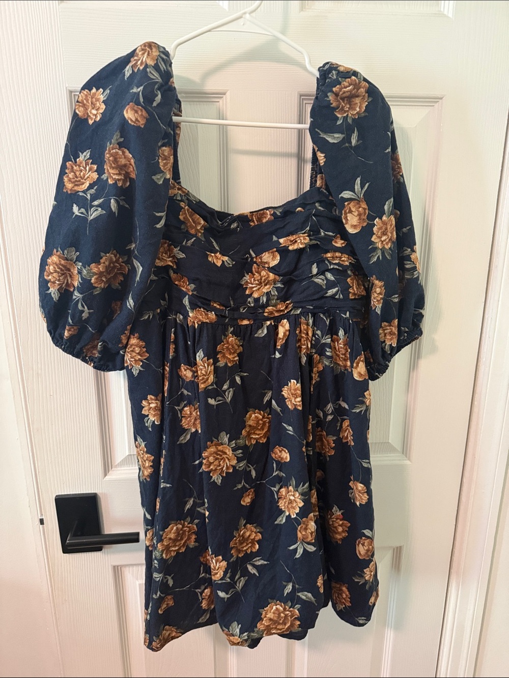 A&F Emerson Puff-Sleeve Mini Dress - Navy with Golden Rose Print